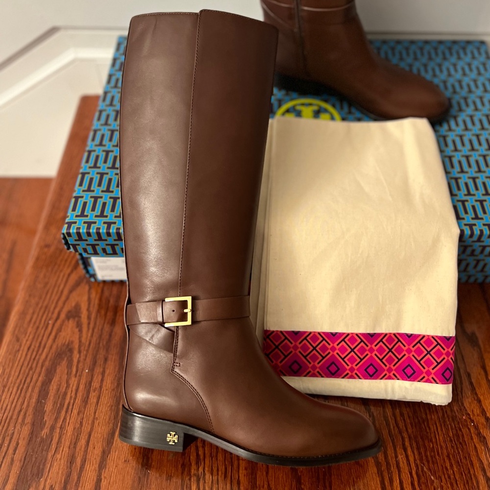 Tory Burch Brooke 25 MM leather knee boot in perfect brown NWT, for narrow calf